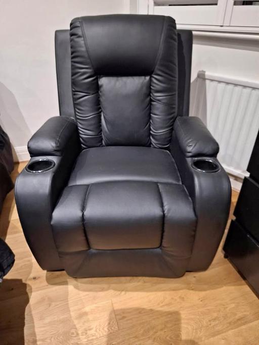  — 3 +2+1 sofa set with cup holders