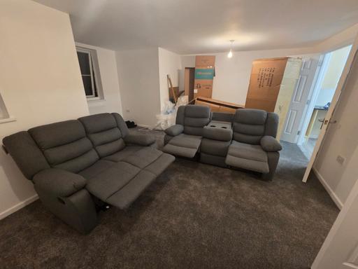  — 3+ 2 sofa set Recliner