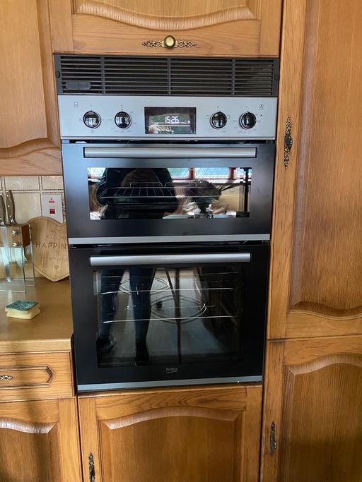  — Integrated Electric oven and grill