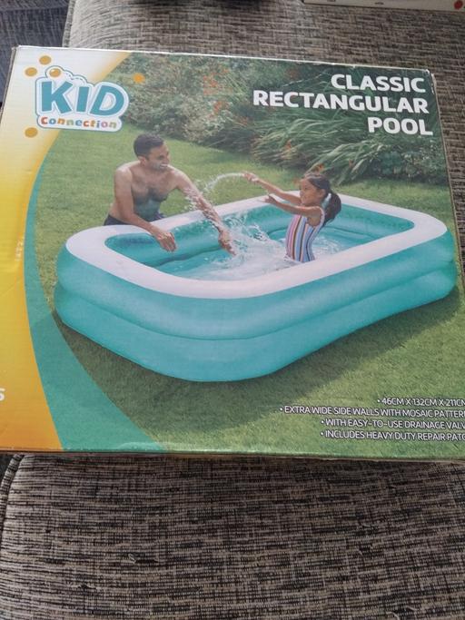  — classic rectangular pool never used unopened