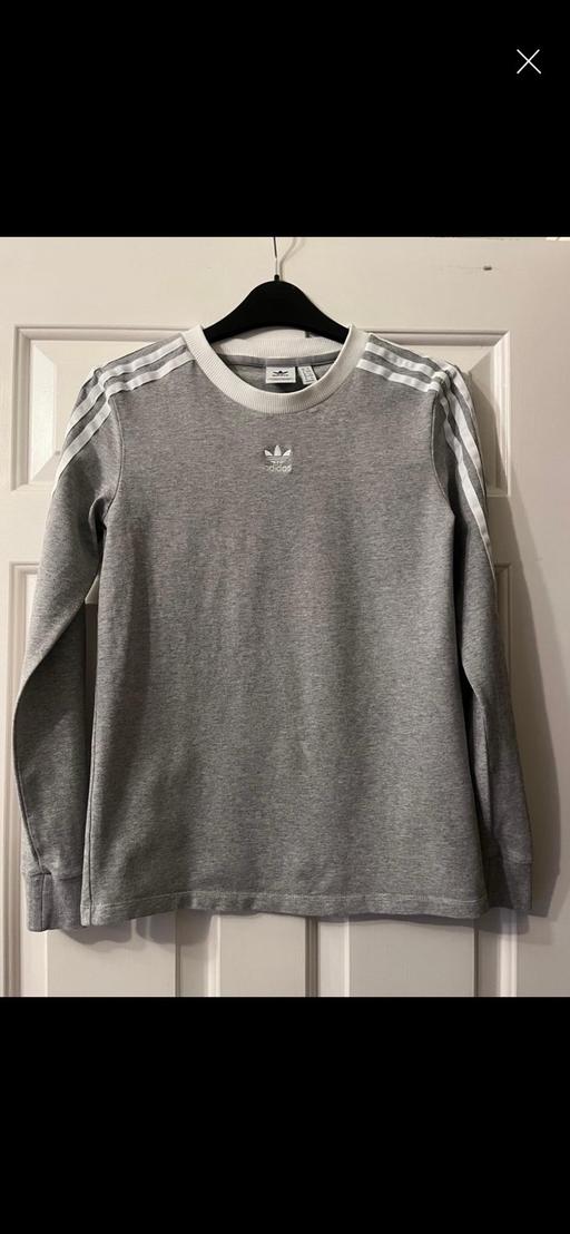  — Adidas Top UK Size 4
