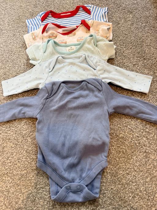  — Newborn baby boy vests