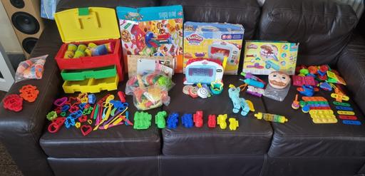  — Large Bundle of Playdoh Tool sets