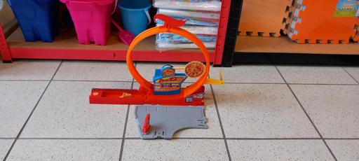  — Hot Wheels Speedy Pizza Playset