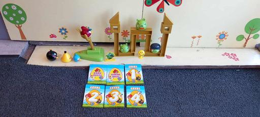  — Angry Birds knock on wood game