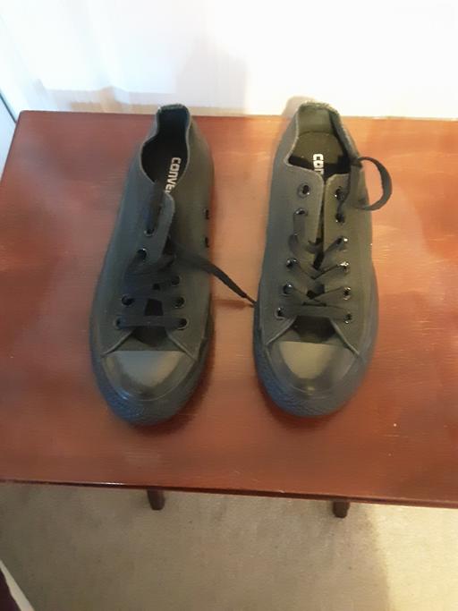  — Mens Converse Pumps