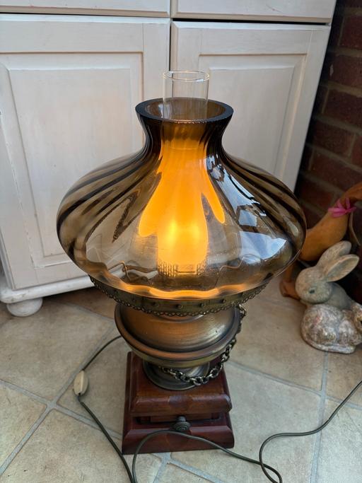  — Electric oil lamp