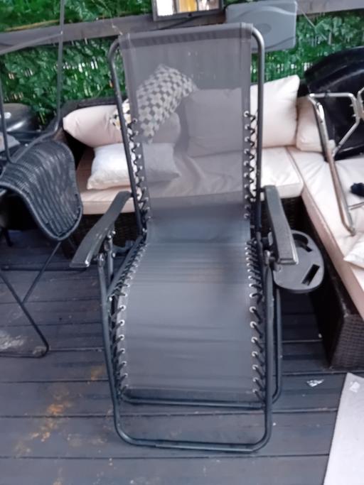  — two quality sun chairs