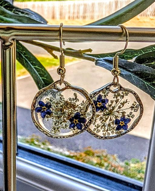  — Beautiful handmade earrings