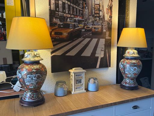  — Vintage Table lamps, pair - antique furniture