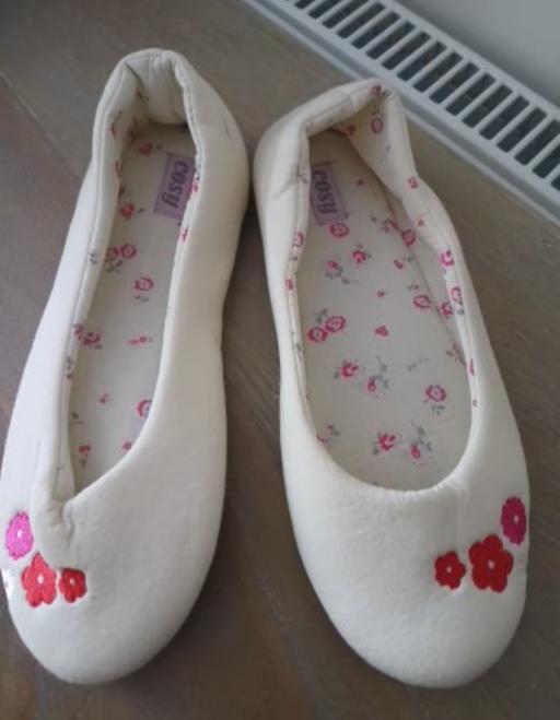  — Slippers)