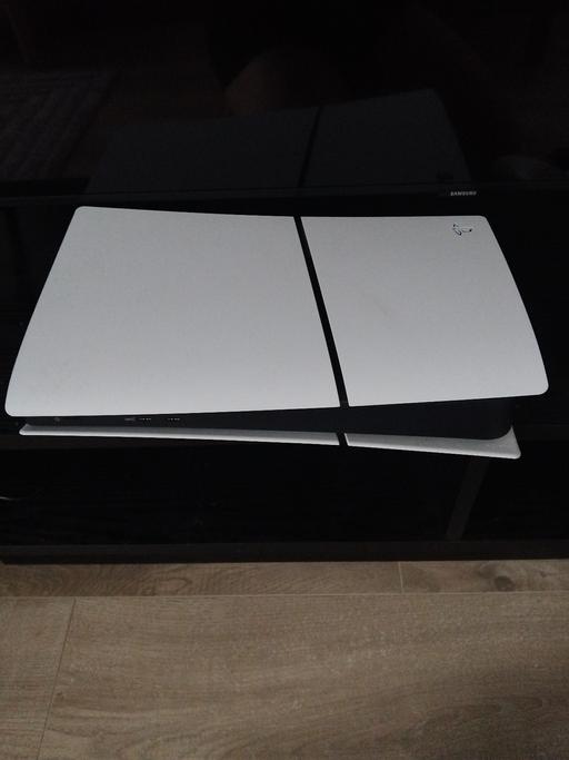  — PS5 digital edition, 825gb, perfect condition