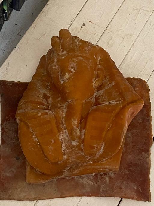  — Latex Concrete garden ornament king tut