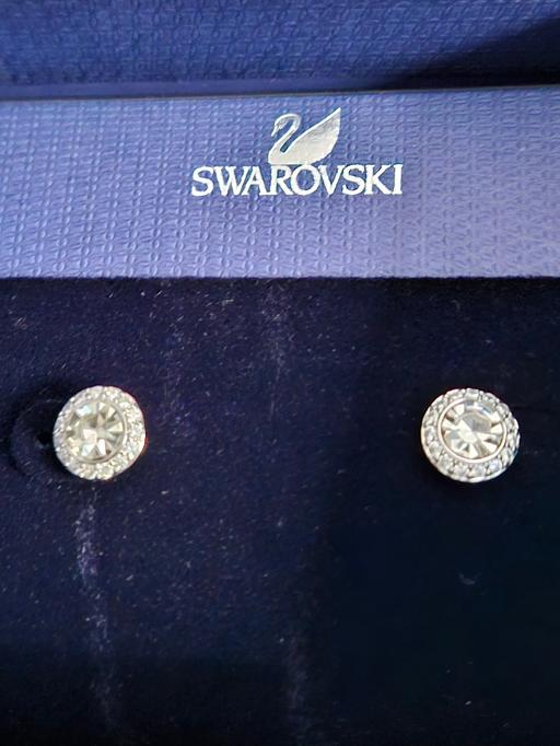  — brand new swarovski earrings