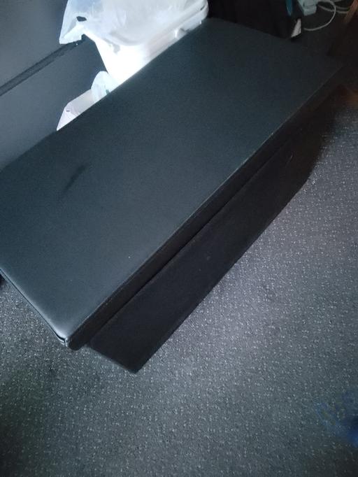  — Large ottoman faux leather