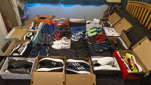  — JOB LOT TRAINERS SIZE 8 AND 8.5