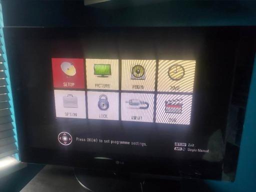  — LG 42PQ6000-ZA 42-inch Plasma HD TV, Freeview