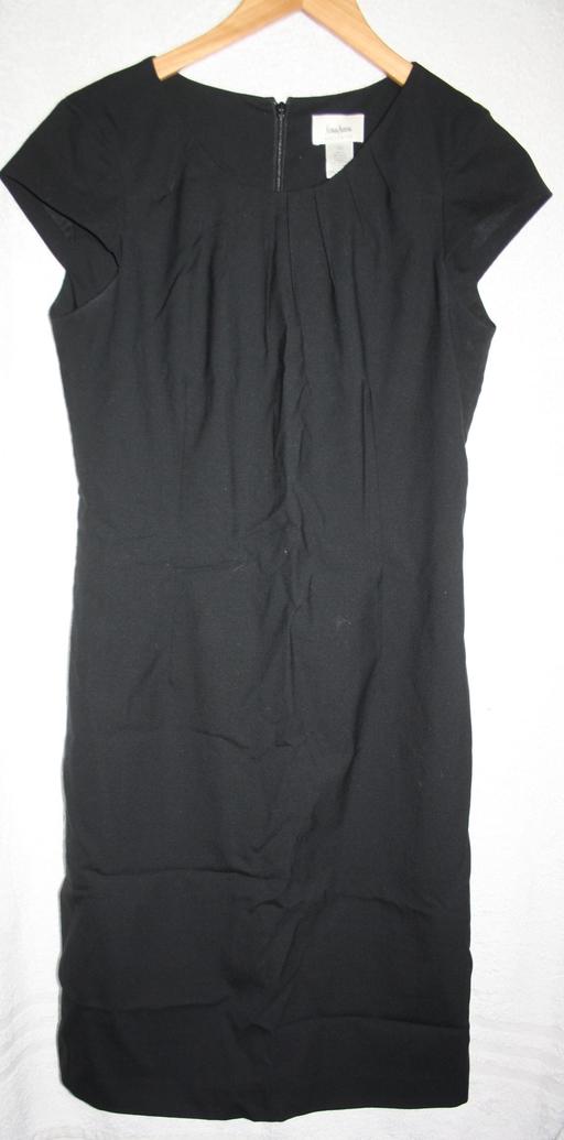  — Neiman Marcus wool black dress size 6-8