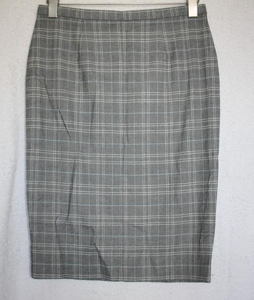  — M&S pencil skirt size 10