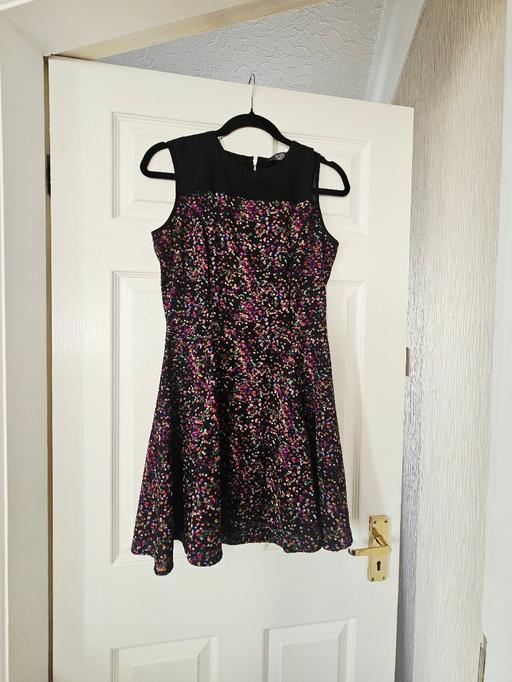  — Dress, size 10..like new