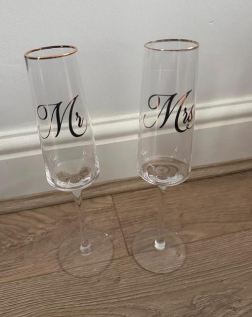  — Mr and Mrs wine glasses