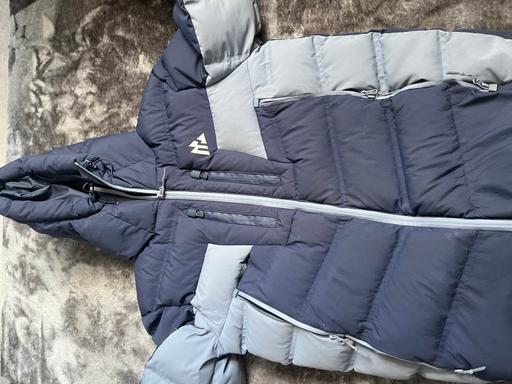  — Montirex coat