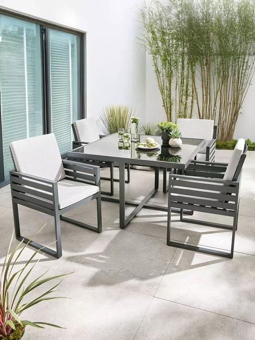  — Cuba 4 seater cube set