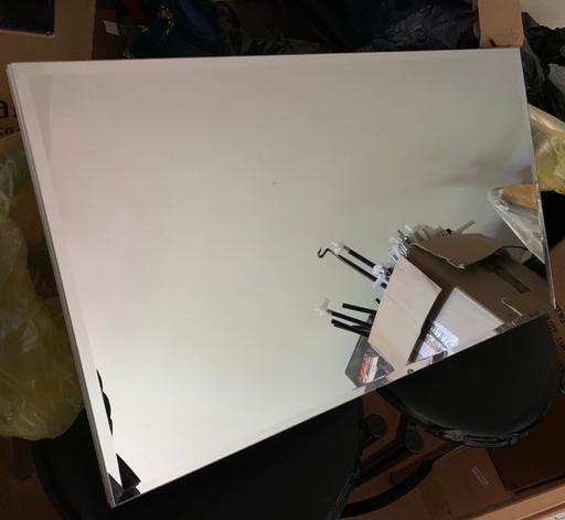  — Medium desk table stand framed mirror con/new
