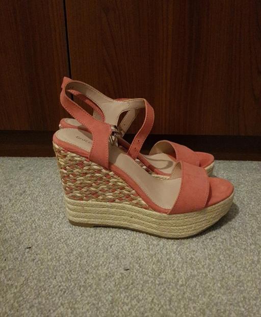  — Light pink wedges Rrp £29.99