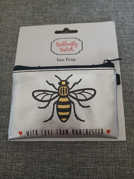  — Bee Purse New