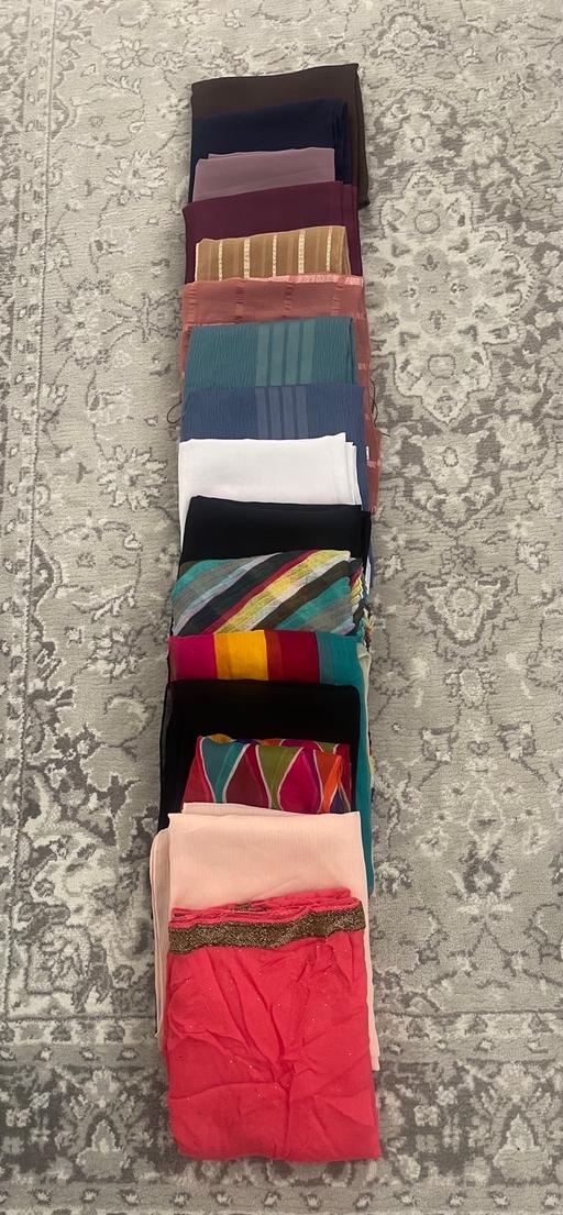  — 16 hijabs / scarves