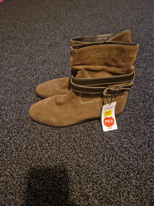  — women boots
