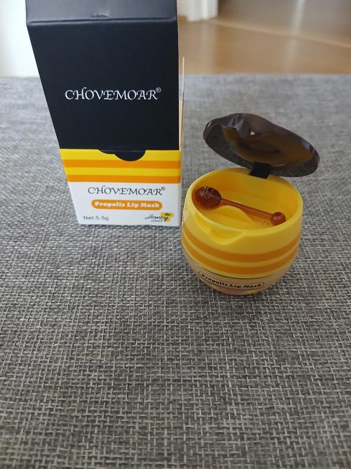  — Lip Mask New