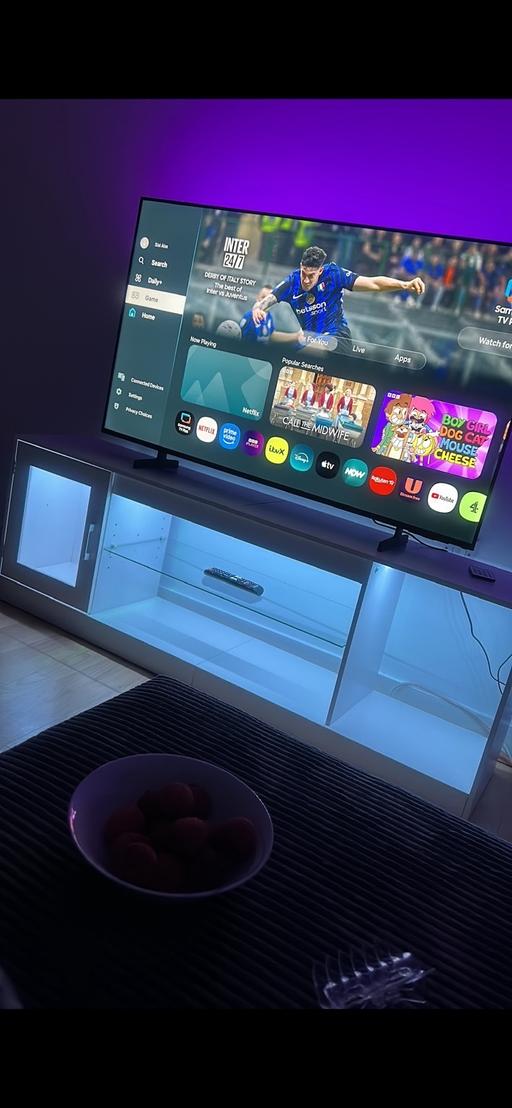  — Tv table