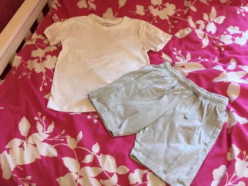  — Boys Shorts and T/Shirt Age 5/6 years