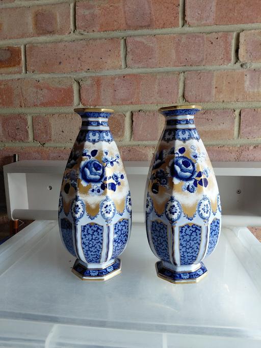  — Antique Keeling & Co Losol Ware vases.