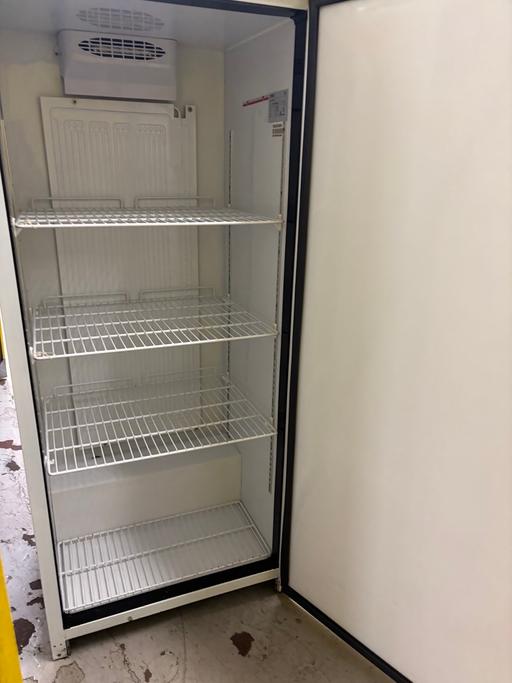  — Arctica commercial fridge