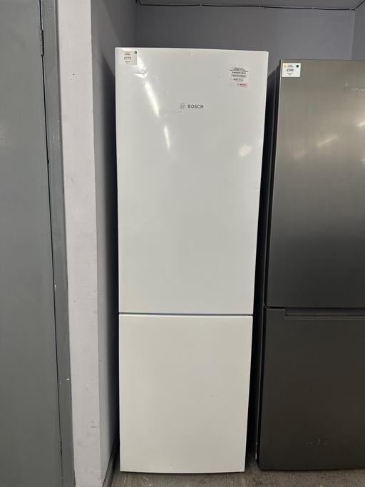  — (941) BOSCH 60/40 LOW FROST FRIDGE FREEZER