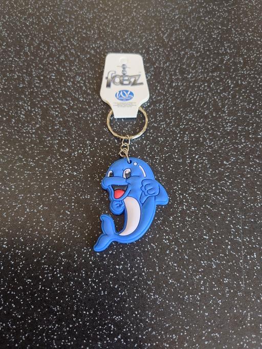  — Dolphin keyring