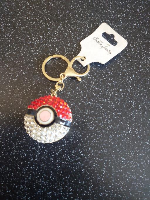  — Pokémon 3D jewelled keyring