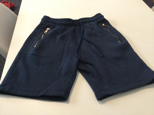  — Mens shorts size S