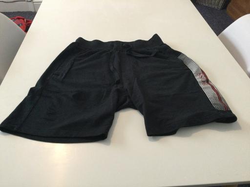 — Boss shorts size S