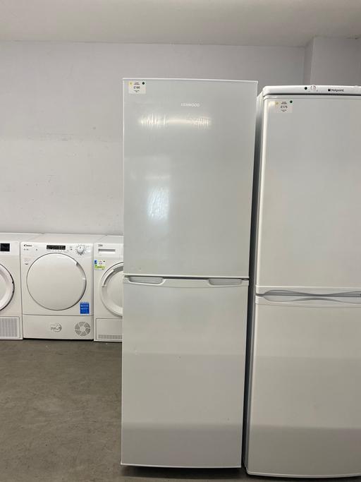  — (946) KENWOOD 50/50 FRIDGE FREEZER