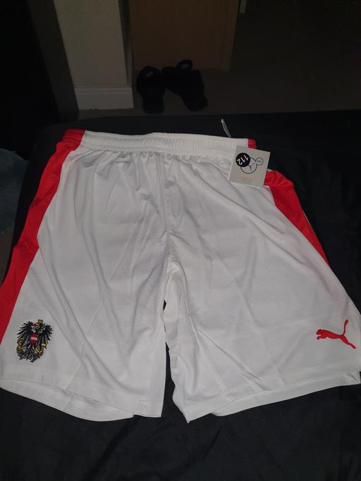  — Austria football shorts Size L