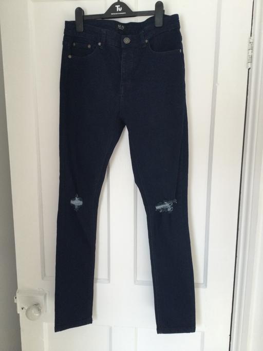  — Mens jeans size 30R
