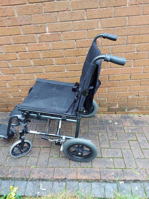  — Wheelchair for parts/ use as it is