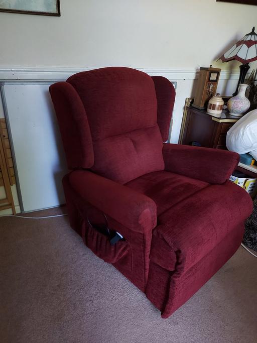  — Sherborne Electric Riser Recliner Armchair