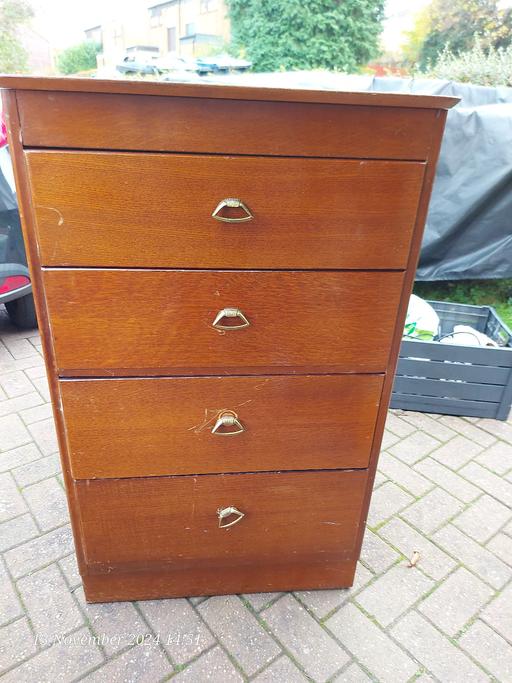  — Lebus unusual dressing chest with lift up top
