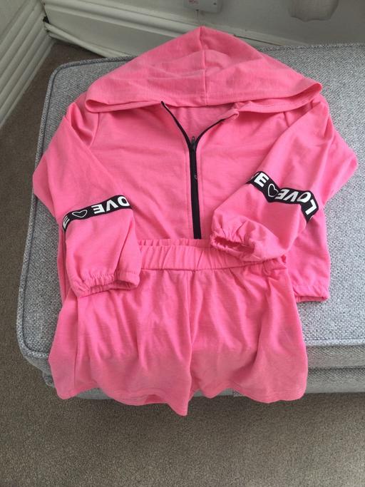  — Outfit age 6