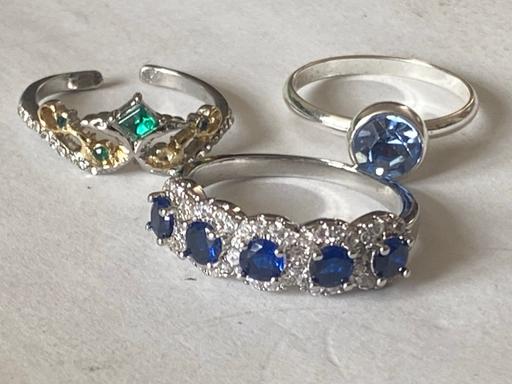  — Jewellery 3x unmarked silver gem set rings.